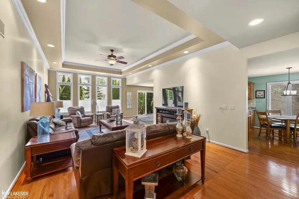 40134 Riverbend Drive Sterling Heights City MI 48310