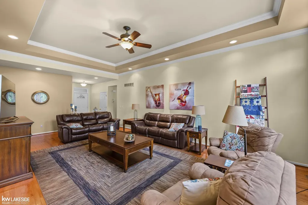 40134 Riverbend Drive Sterling Heights City MI 48310