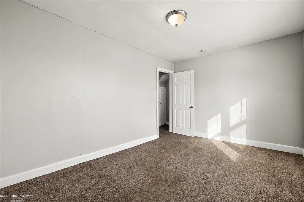 20575 Dean Street Detroit City MI 48234