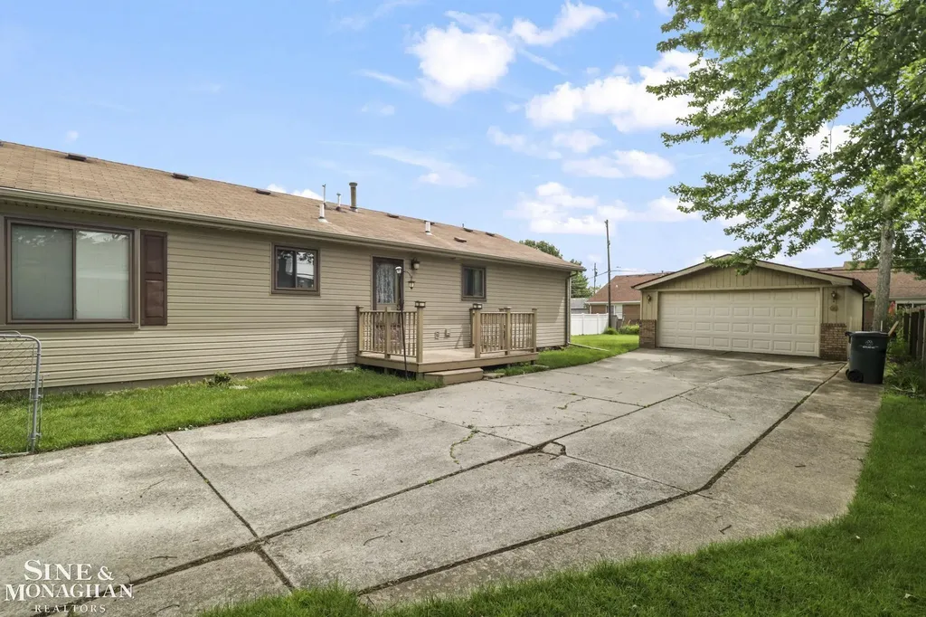 30022 5th Street St. Clair Shores City MI 48082