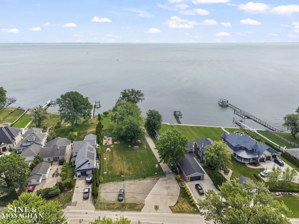 30022 5th Street St. Clair Shores City MI 48082