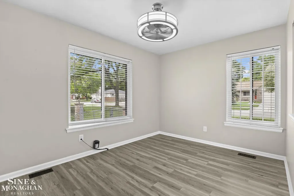 30022 5th Street St. Clair Shores City MI 48082