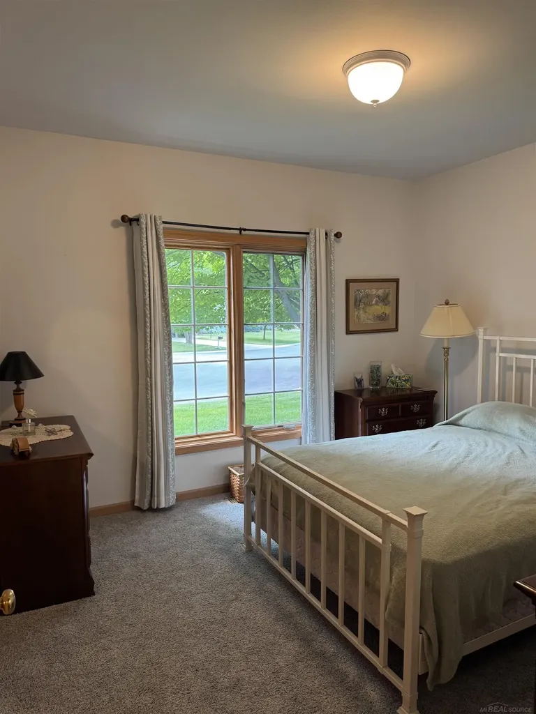 3375 Fairgrove Terrace Rochester Hills City MI 48309
