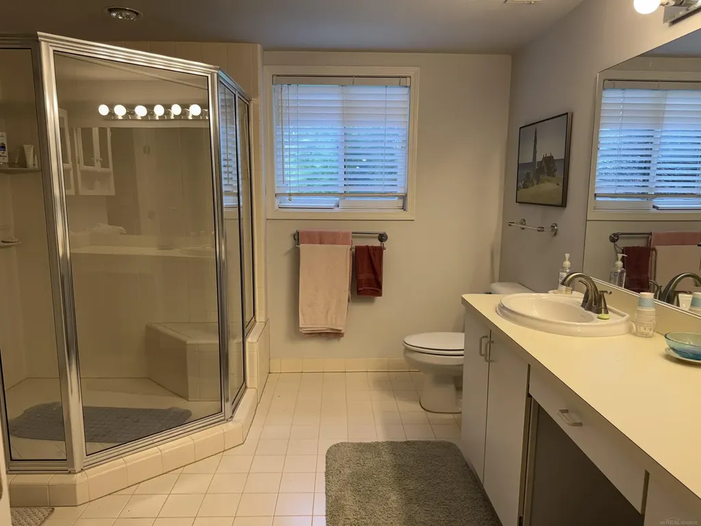 3375 Fairgrove Terrace Rochester Hills City MI 48309