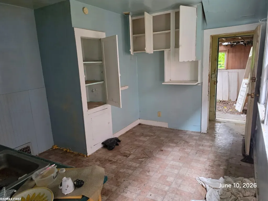 4317 Waverly Street Detroit City MI 48238