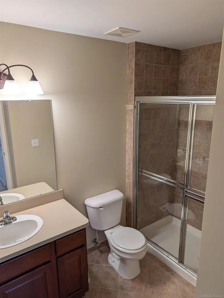 32990 Redstone Drive Chesterfield Township MI 48047