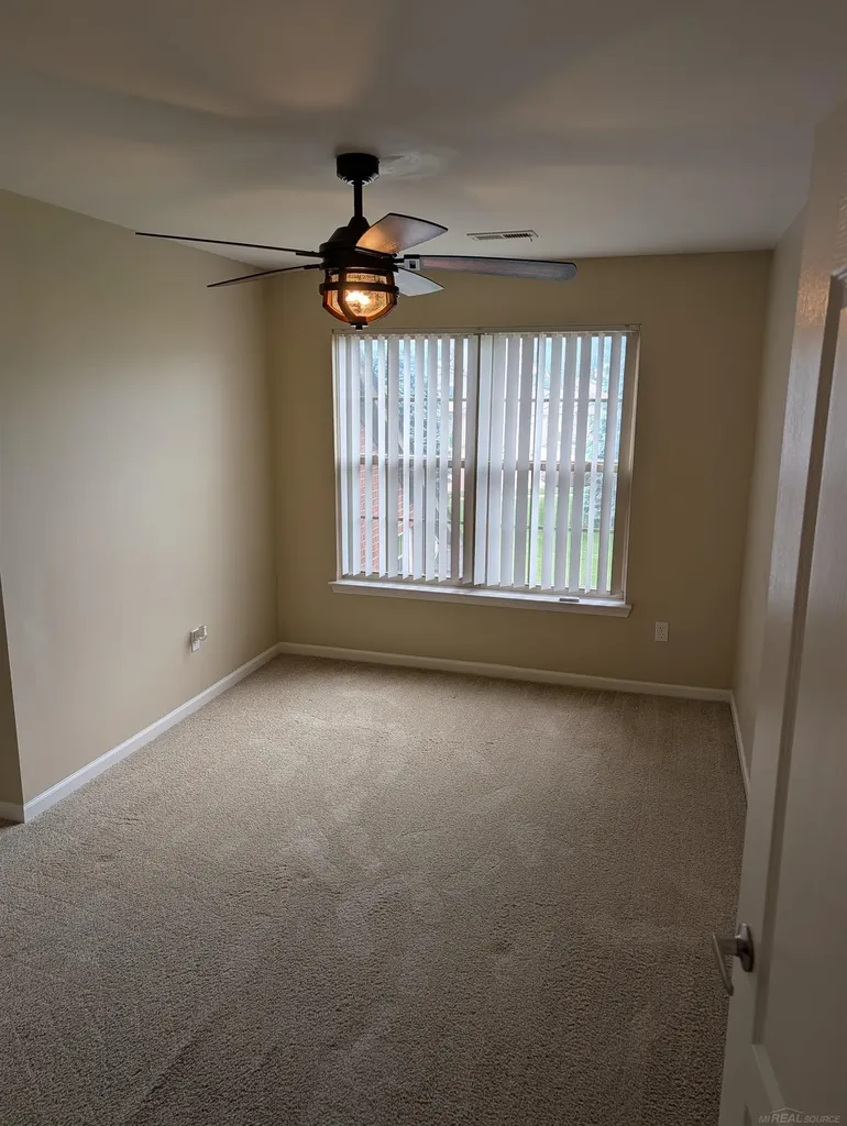 32990 Redstone Drive Chesterfield Township MI 48047