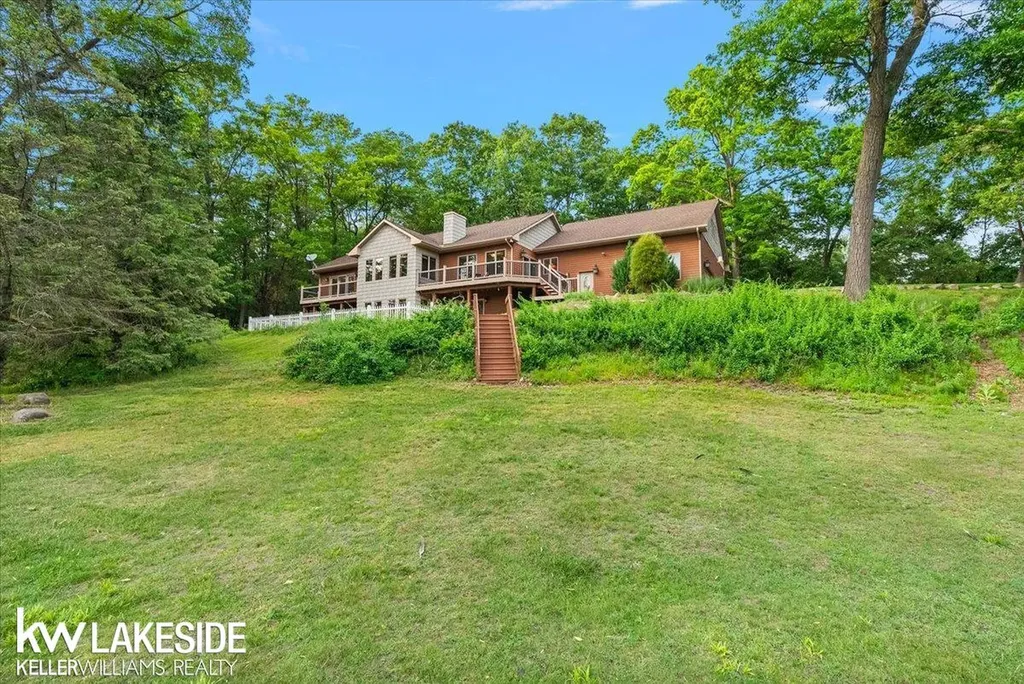 1455 Oak Ridge Road Oxford Village MI 48371