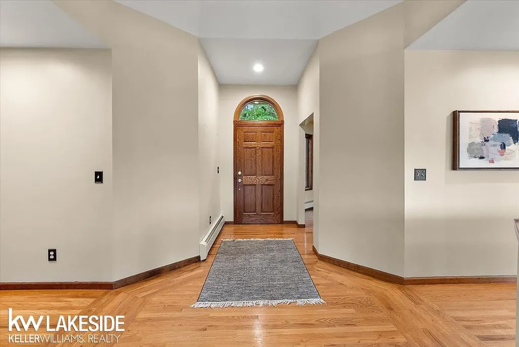1455 Oak Ridge Road Oxford Village MI 48371