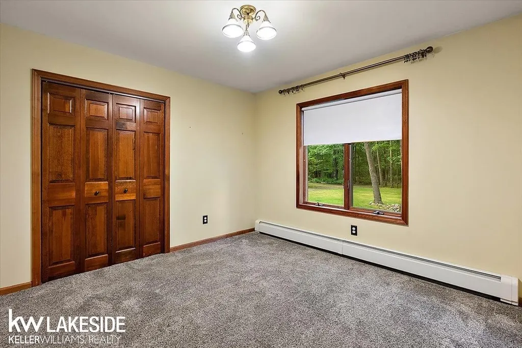 1455 Oak Ridge Road Oxford Village MI 48371