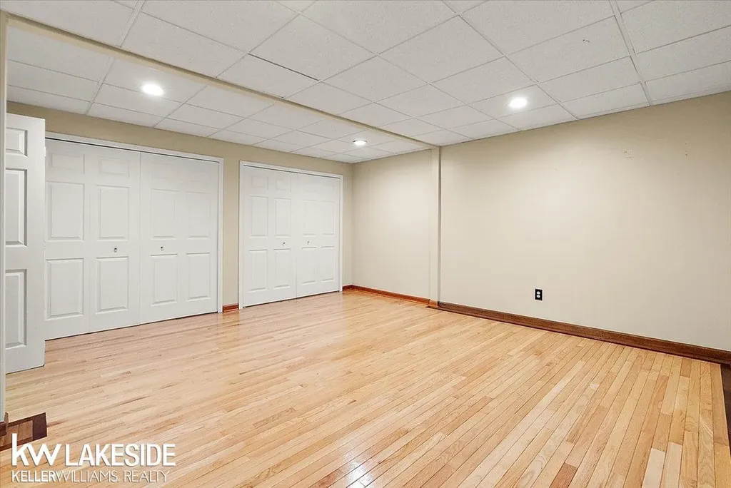 1455 Oak Ridge Road Oxford Village MI 48371
