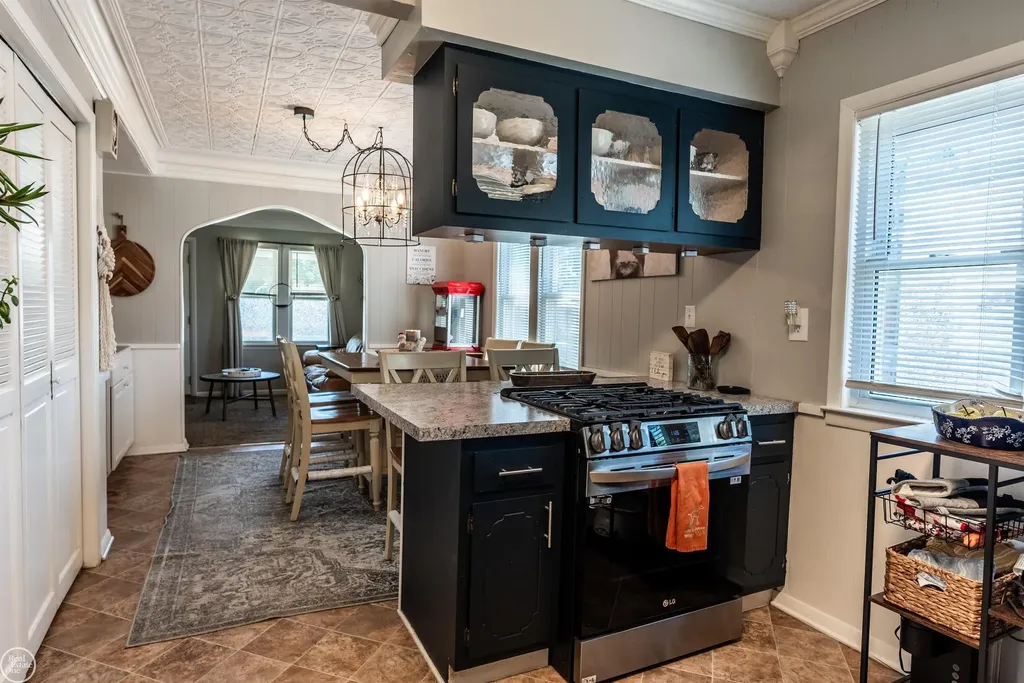 27547 Brinker Street Roseville City MI 48066