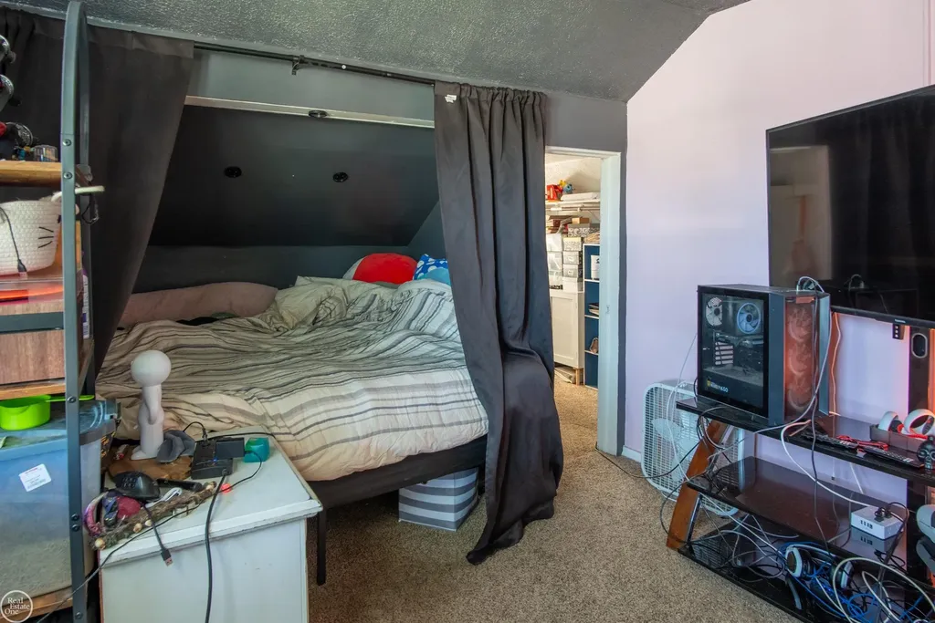 27547 Brinker Street Roseville City MI 48066