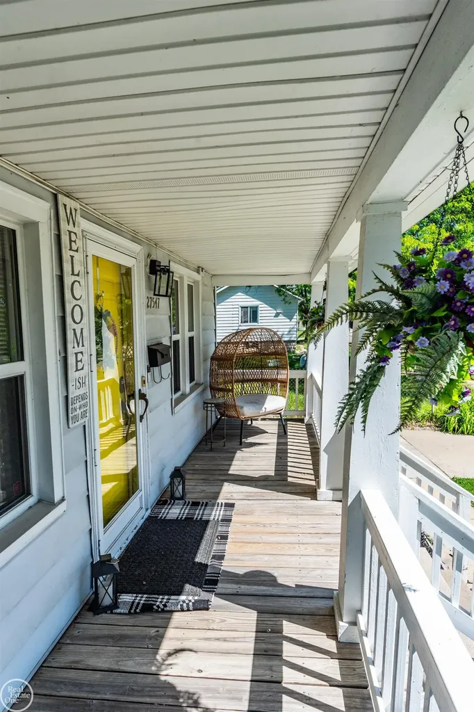 27547 Brinker Street Roseville City MI 48066