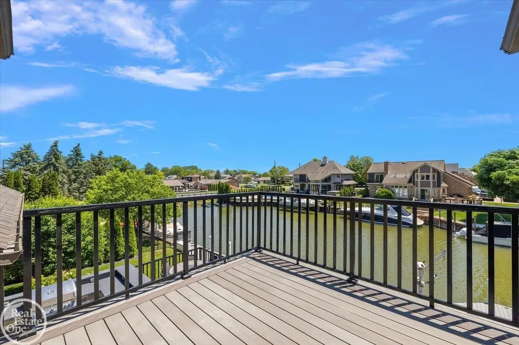 49572 Compass Point Drive Chesterfield Township MI 48047