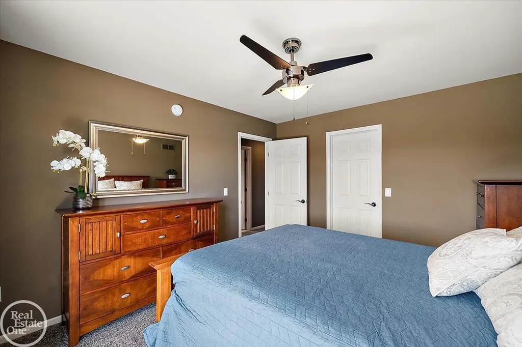 49572 Compass Point Drive Chesterfield Township MI 48047