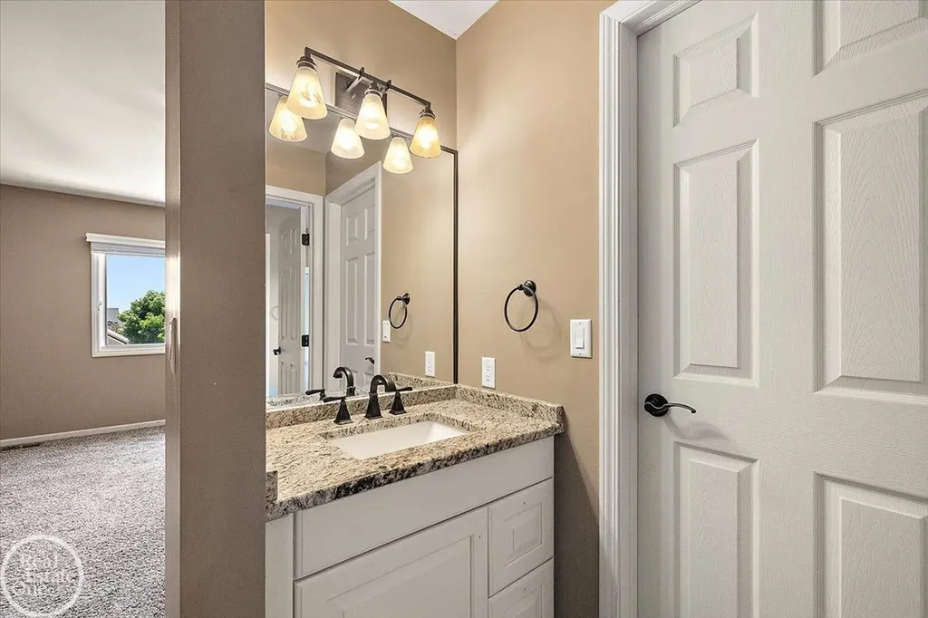49572 Compass Point Drive Chesterfield Township MI 48047