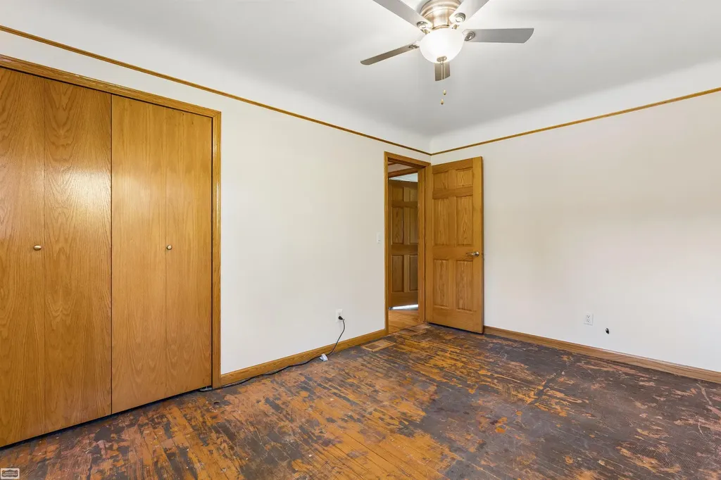 28697 South River Road Harrison Charter Township MI 48045