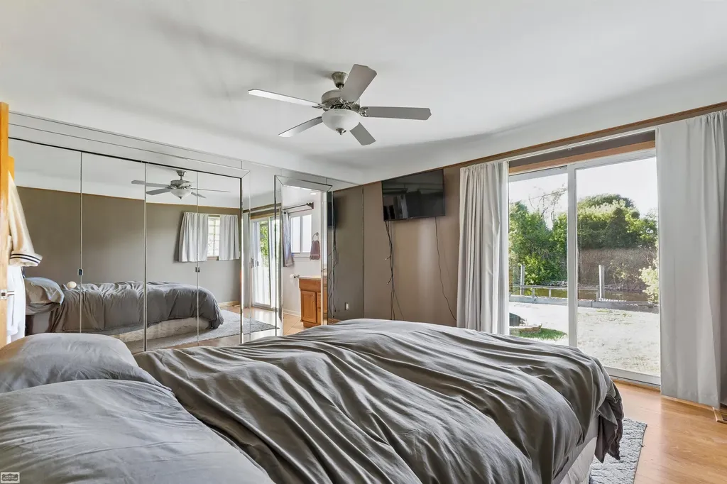 28697 South River Road Harrison Charter Township MI 48045