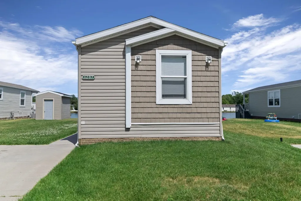 6287 Square Lake Drive Kimball Township MI 48074