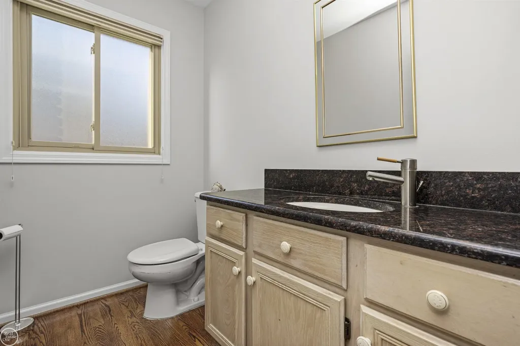 55261 Kingsway Drive Shelby Charter Township MI 48316