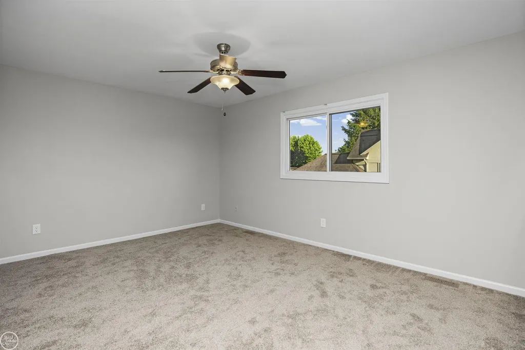 55261 Kingsway Drive Shelby Charter Township MI 48316