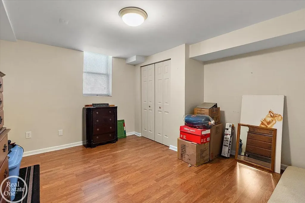 3286 Sandy Pt. Drive Shelby Charter Township MI 48316