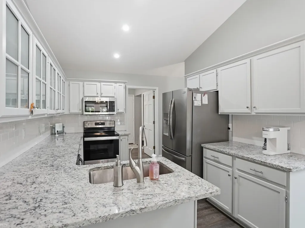 19020 Carmelo Drive Clinton Charter Township MI 48038