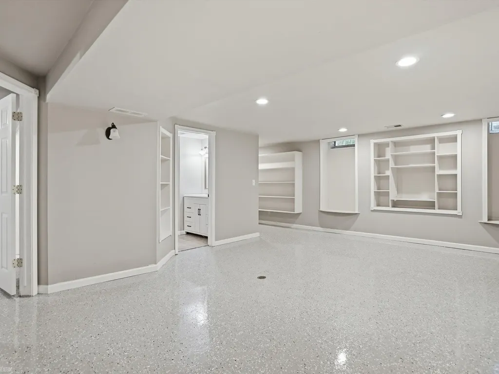19020 Carmelo Drive Clinton Charter Township MI 48038