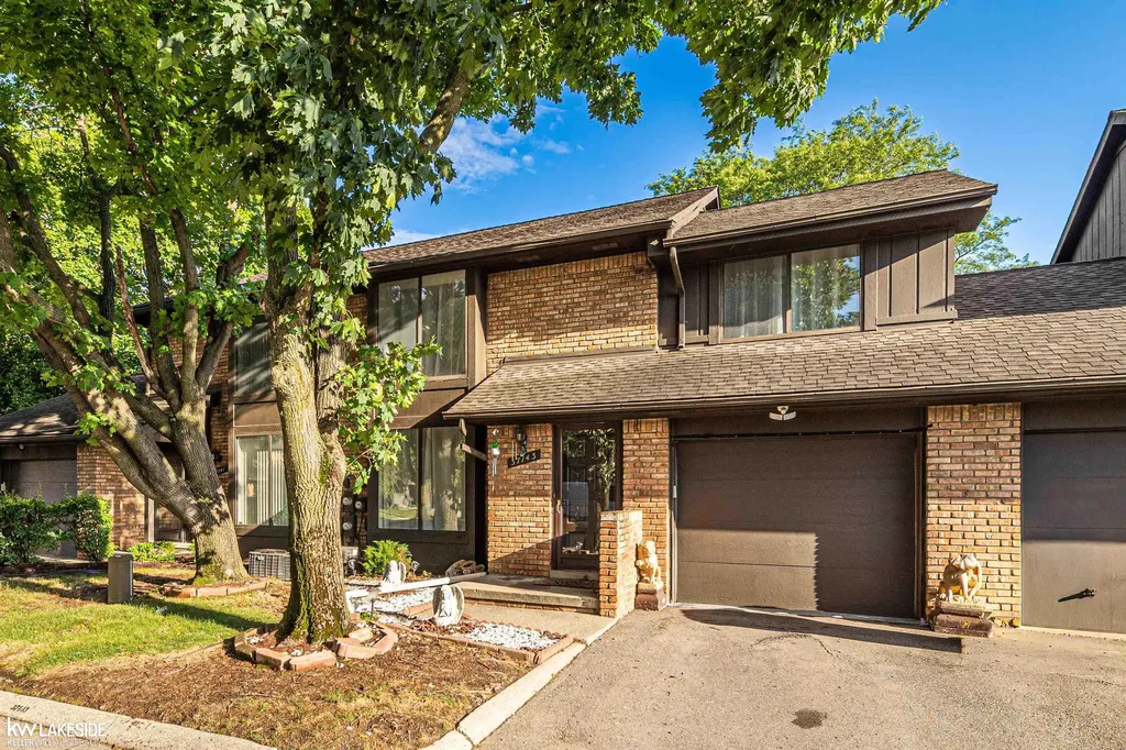 37143 Clubhouse Drive Sterling Heights City MI 48312