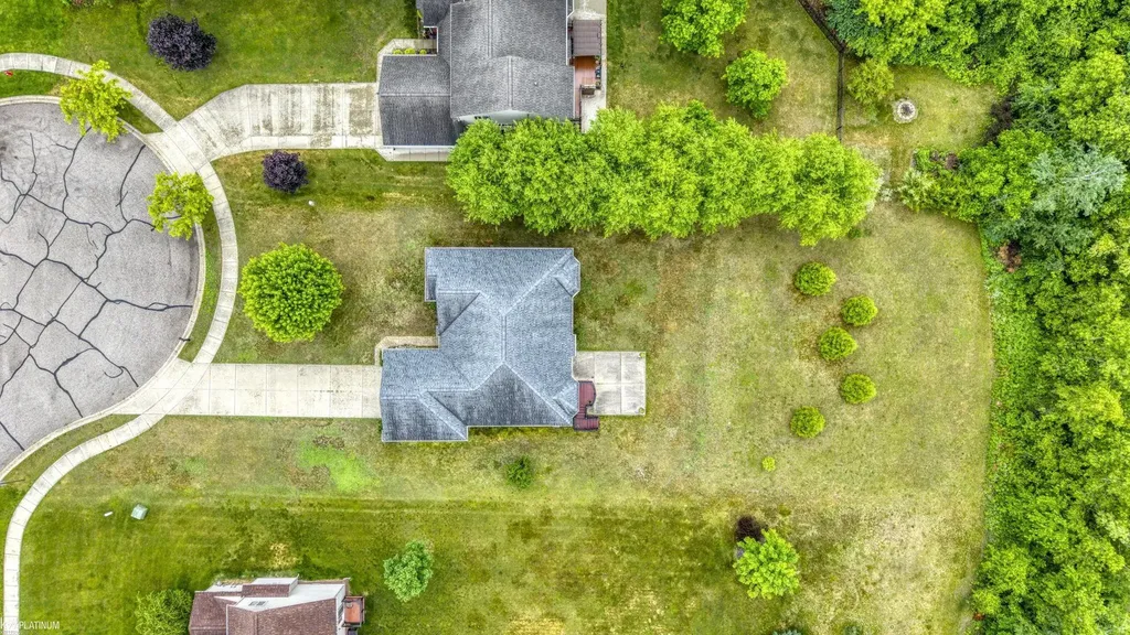 2059 Pinebrook Meadow Court Marion Township MI 48843