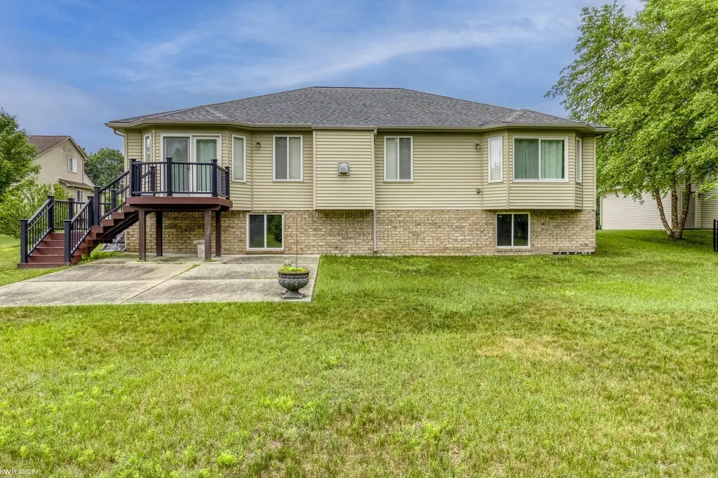 2059 Pinebrook Meadow Court Marion Township MI 48843
