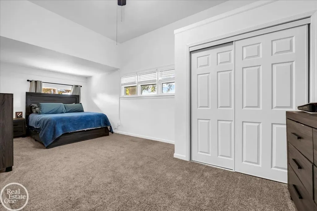 49741 Jefferson Avenue Chesterfield Township MI 48047
