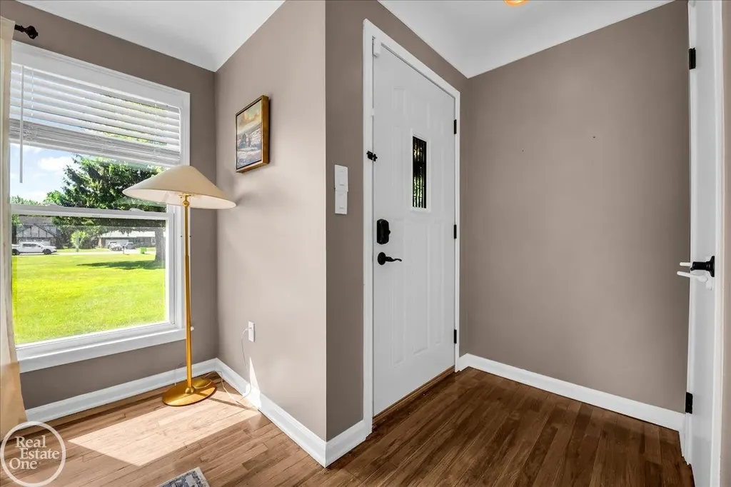 49741 Jefferson Avenue Chesterfield Township MI 48047
