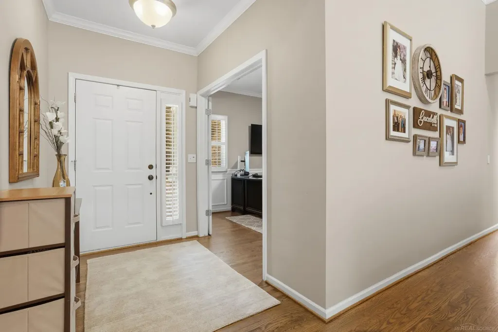 54501 Aurora Park Shelby Charter Township MI 48316