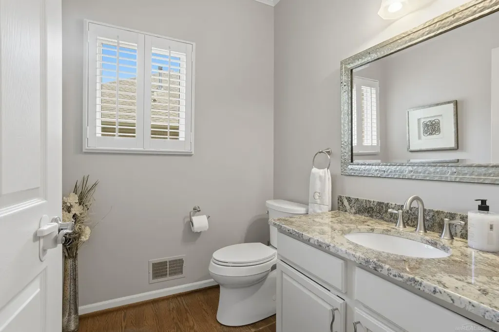 54501 Aurora Park Shelby Charter Township MI 48316