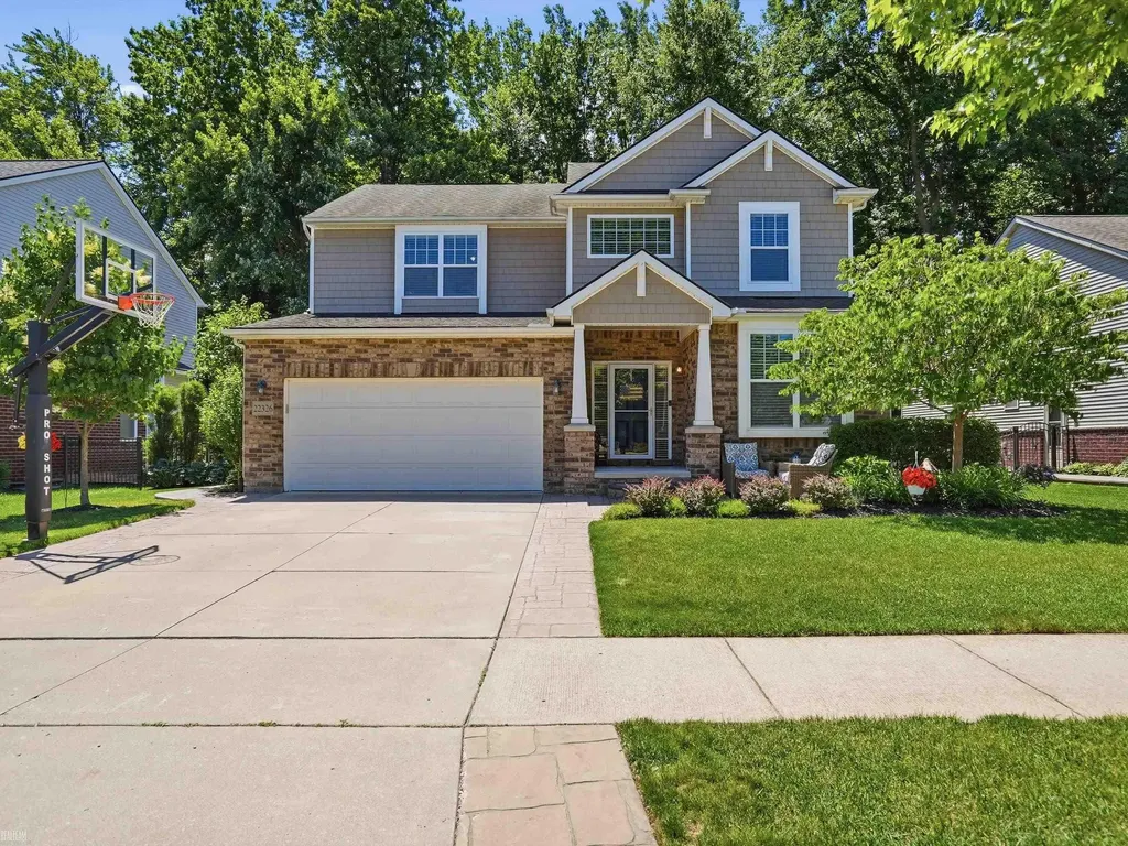 22326 Homestead Drive Macomb Township MI 48044