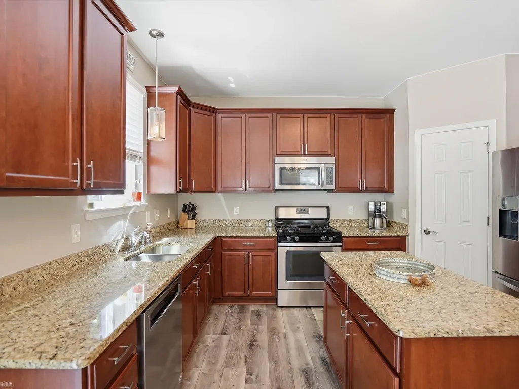 22326 Homestead Drive Macomb Township MI 48044