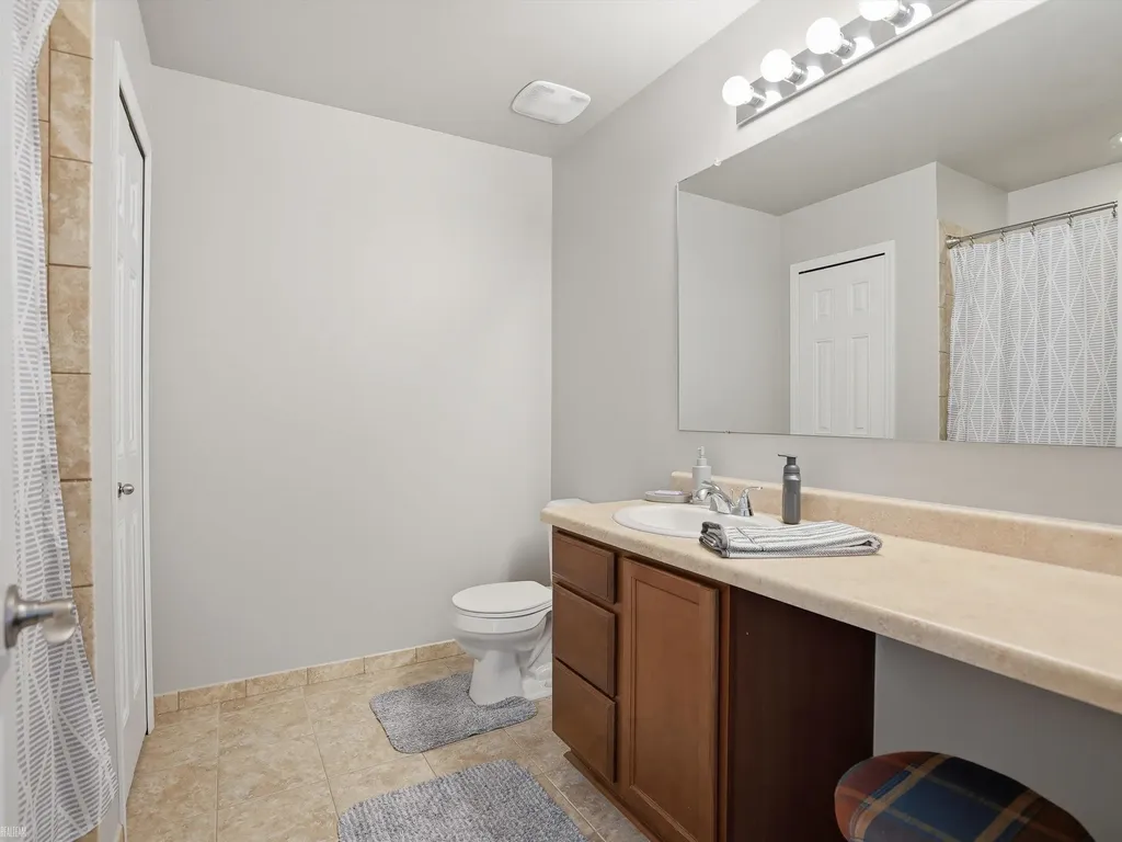 22326 Homestead Drive Macomb Township MI 48044