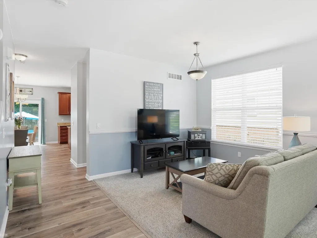 22326 Homestead Drive Macomb Township MI 48044
