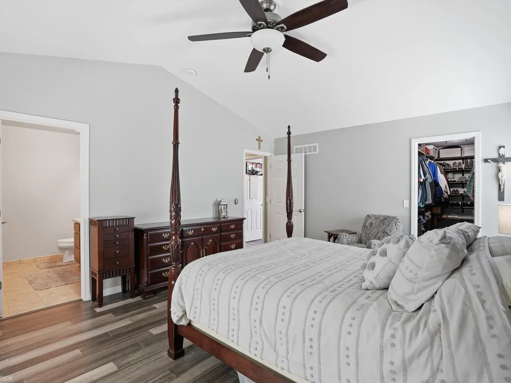 22326 Homestead Drive Macomb Township MI 48044