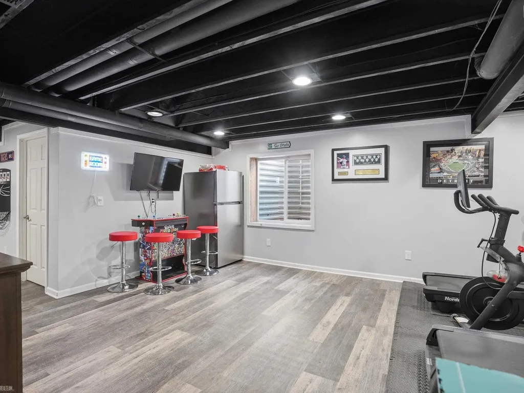 22326 Homestead Drive Macomb Township MI 48044