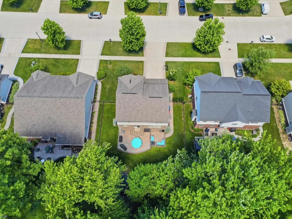 22326 Homestead Drive Macomb Township MI 48044