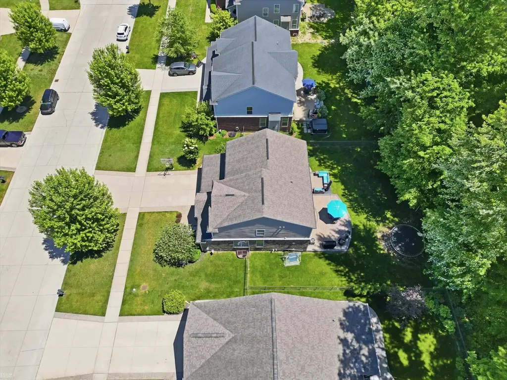 22326 Homestead Drive Macomb Township MI 48044