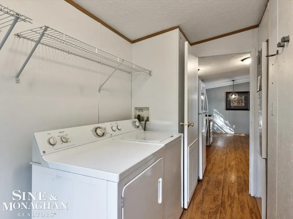 127 Hidden Springs Street Fort Gratiot Charter Township MI 48059