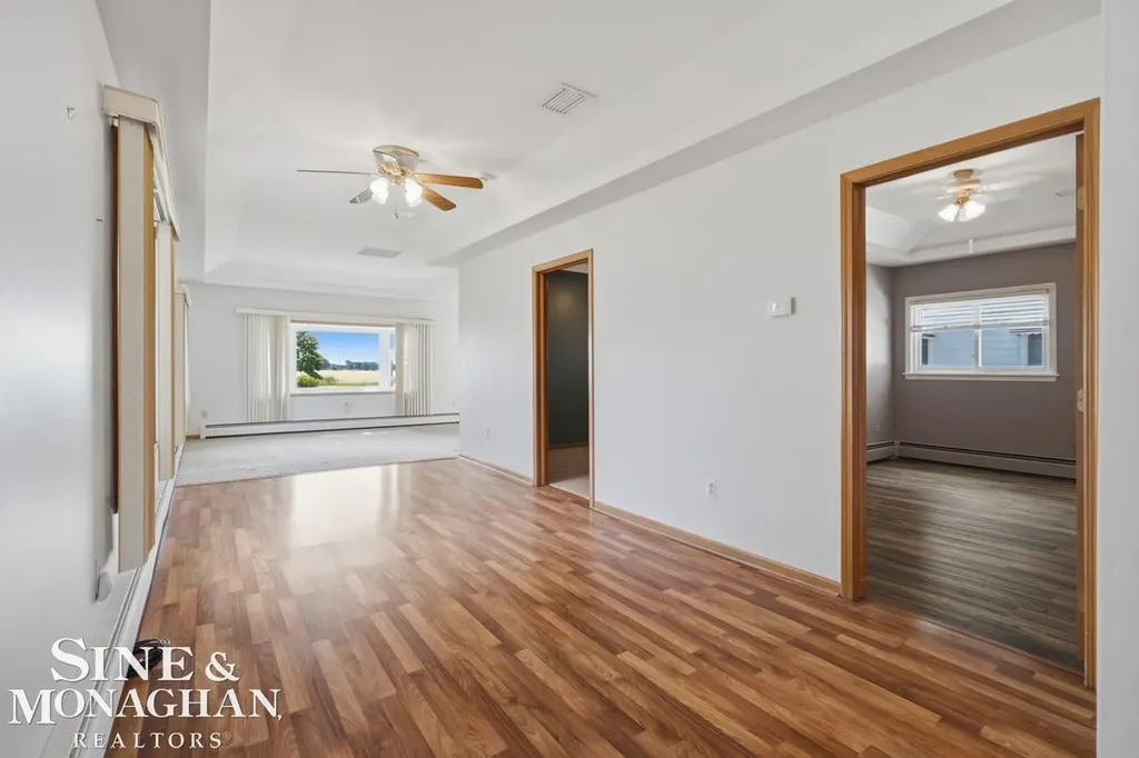 6036 River Road East China Township MI 48054