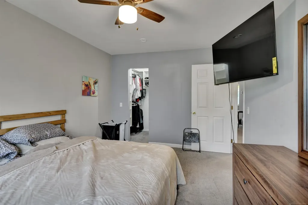 31611 Fraser Drive Fraser City MI 48026