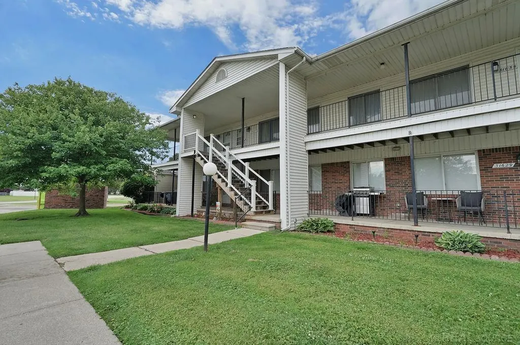 31611 Fraser Drive Fraser City MI 48026