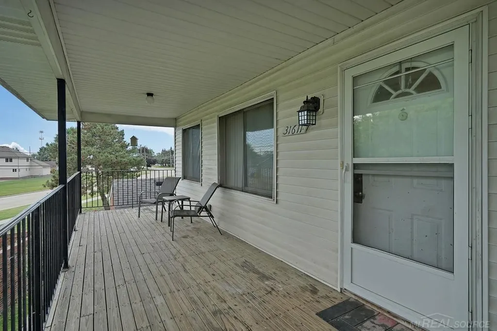 31611 Fraser Drive Fraser City MI 48026