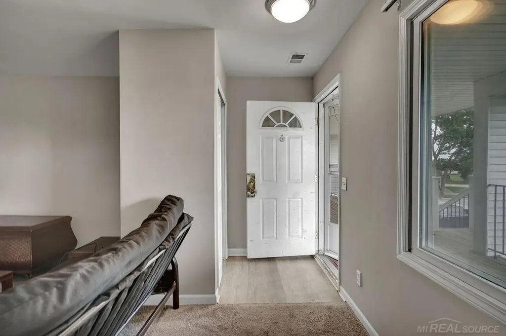 31611 Fraser Drive Fraser City MI 48026